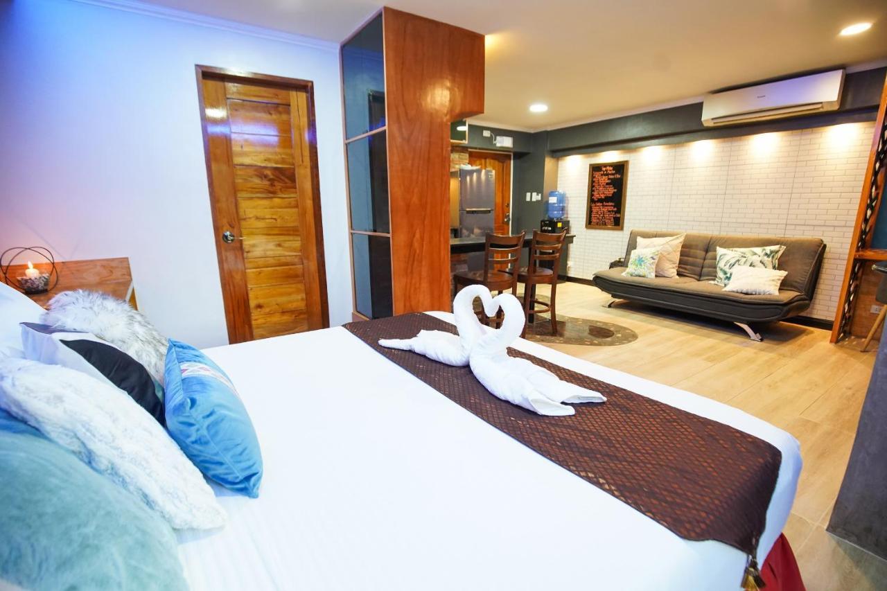 Clockworkorange Luxury Suites Lapu-Lapu City Bagian luar foto